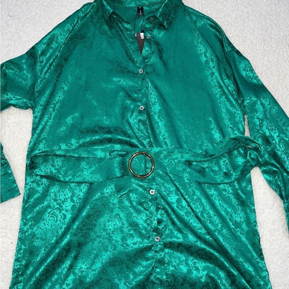 Satin Emerald Shirt Dress with Belt - Picture 2 of 4